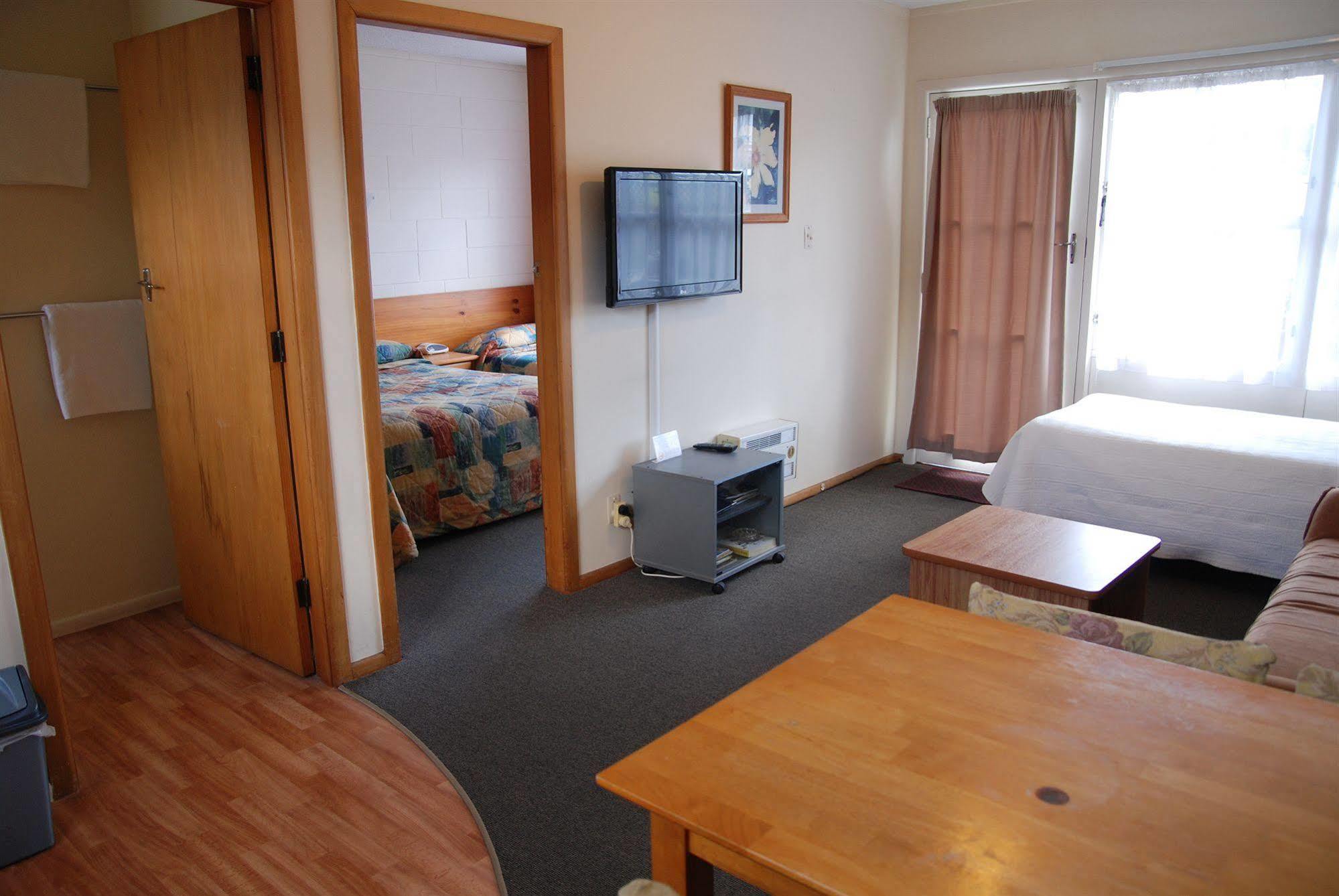 Manhattan Lodge Motel 汉密尔顿 外观 照片