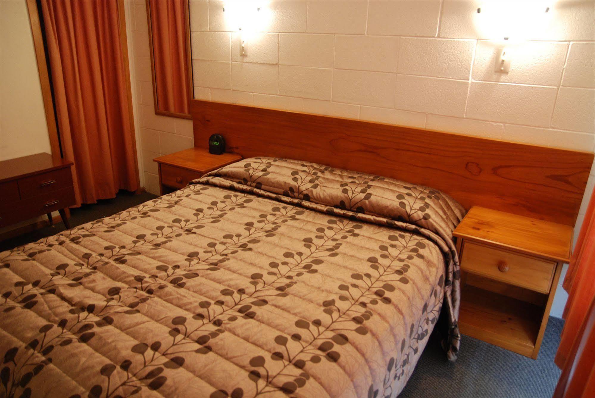 Manhattan Lodge Motel 汉密尔顿 外观 照片