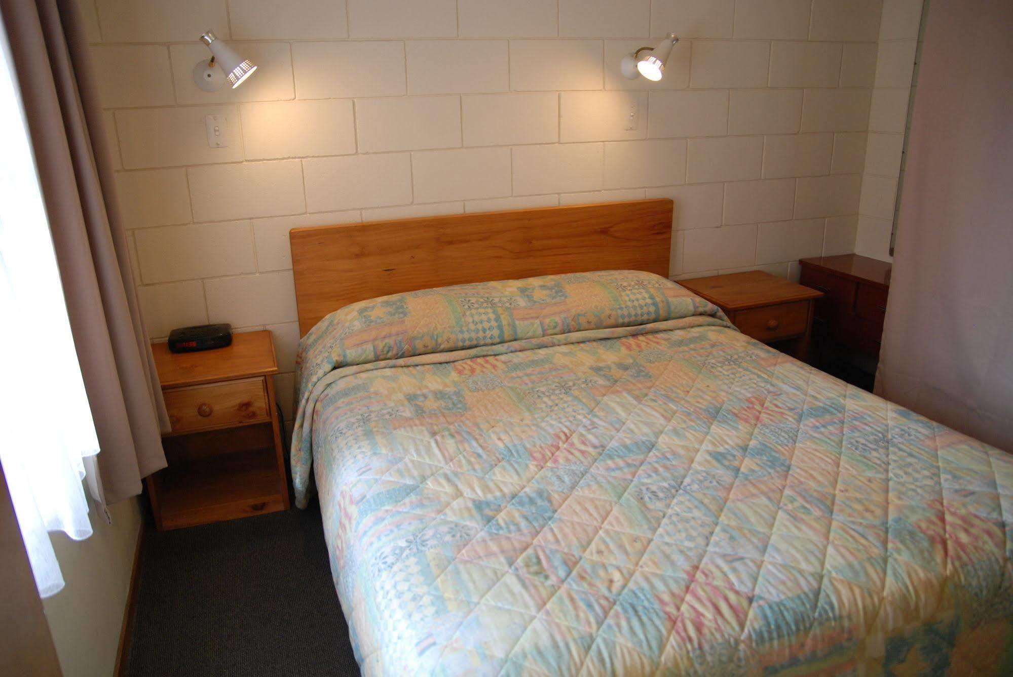 Manhattan Lodge Motel 汉密尔顿 外观 照片