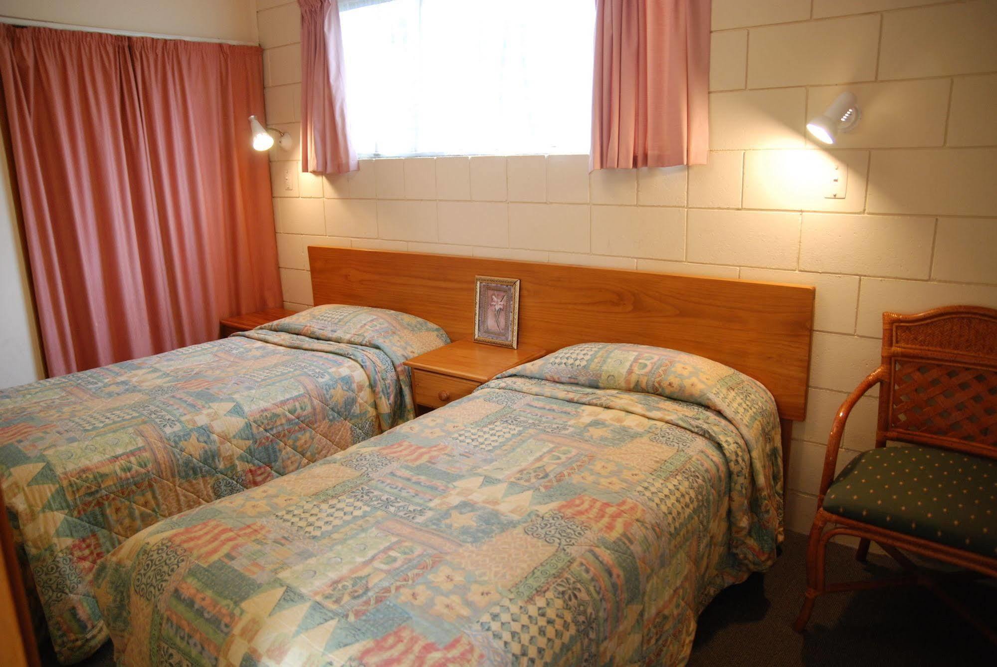 Manhattan Lodge Motel 汉密尔顿 外观 照片
