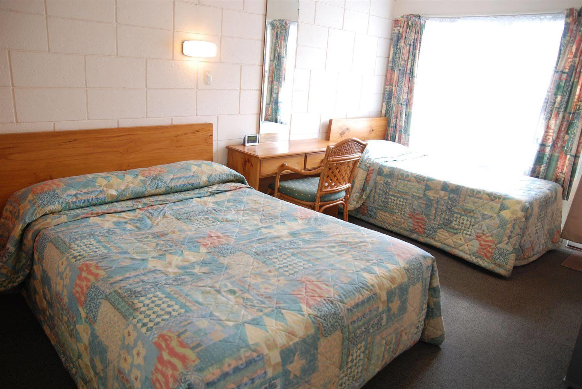 Manhattan Lodge Motel 汉密尔顿 外观 照片