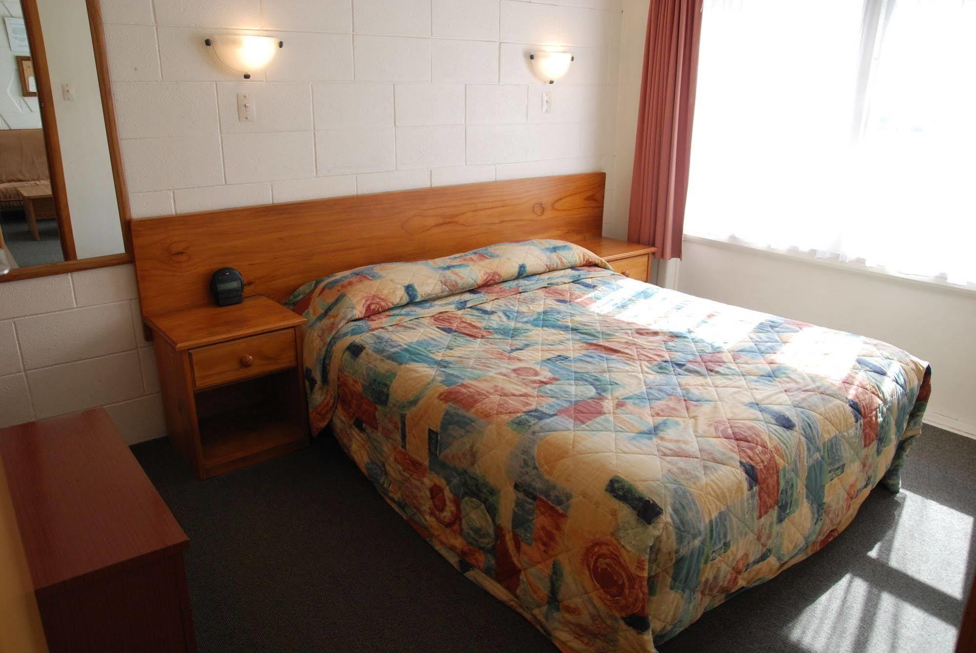 Manhattan Lodge Motel 汉密尔顿 外观 照片