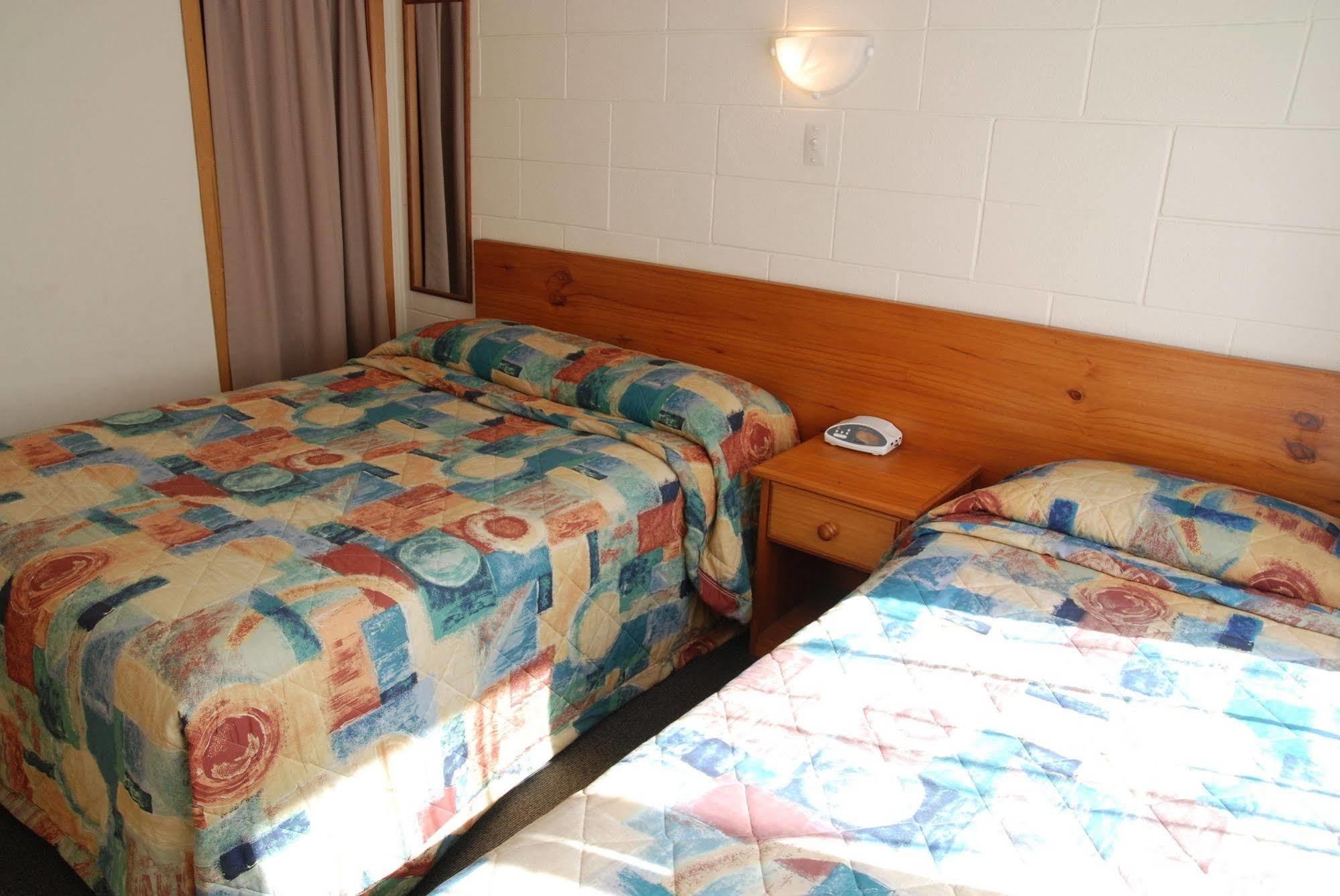 Manhattan Lodge Motel 汉密尔顿 外观 照片